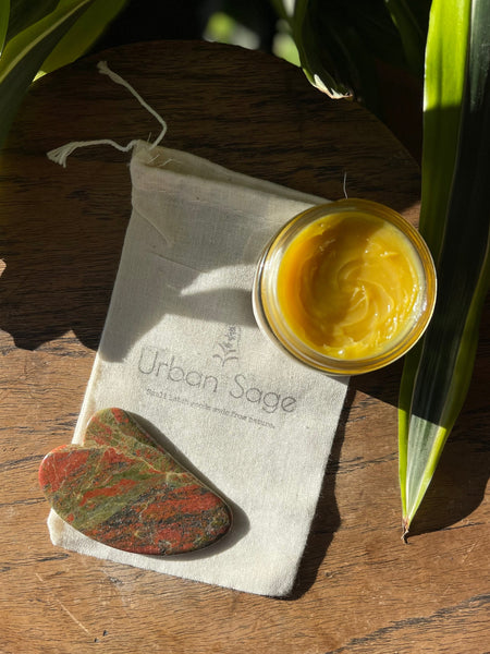 Glow Balm + Gua Sha Lifting Set